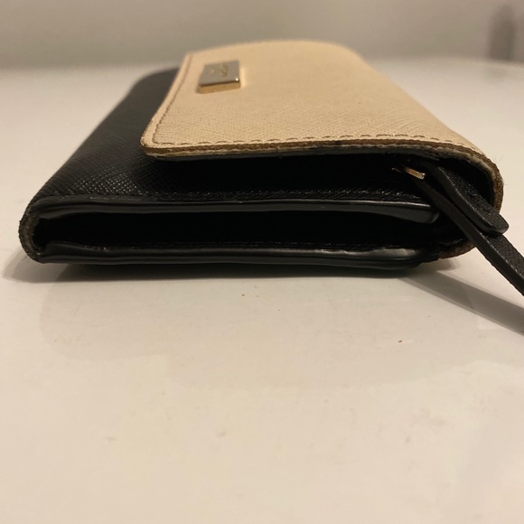 Kate Spade Joy Laurel Way Trifold Snap Small Wallet WLRU5028 - SoftPorcln/ Black - Picture 9 of 12